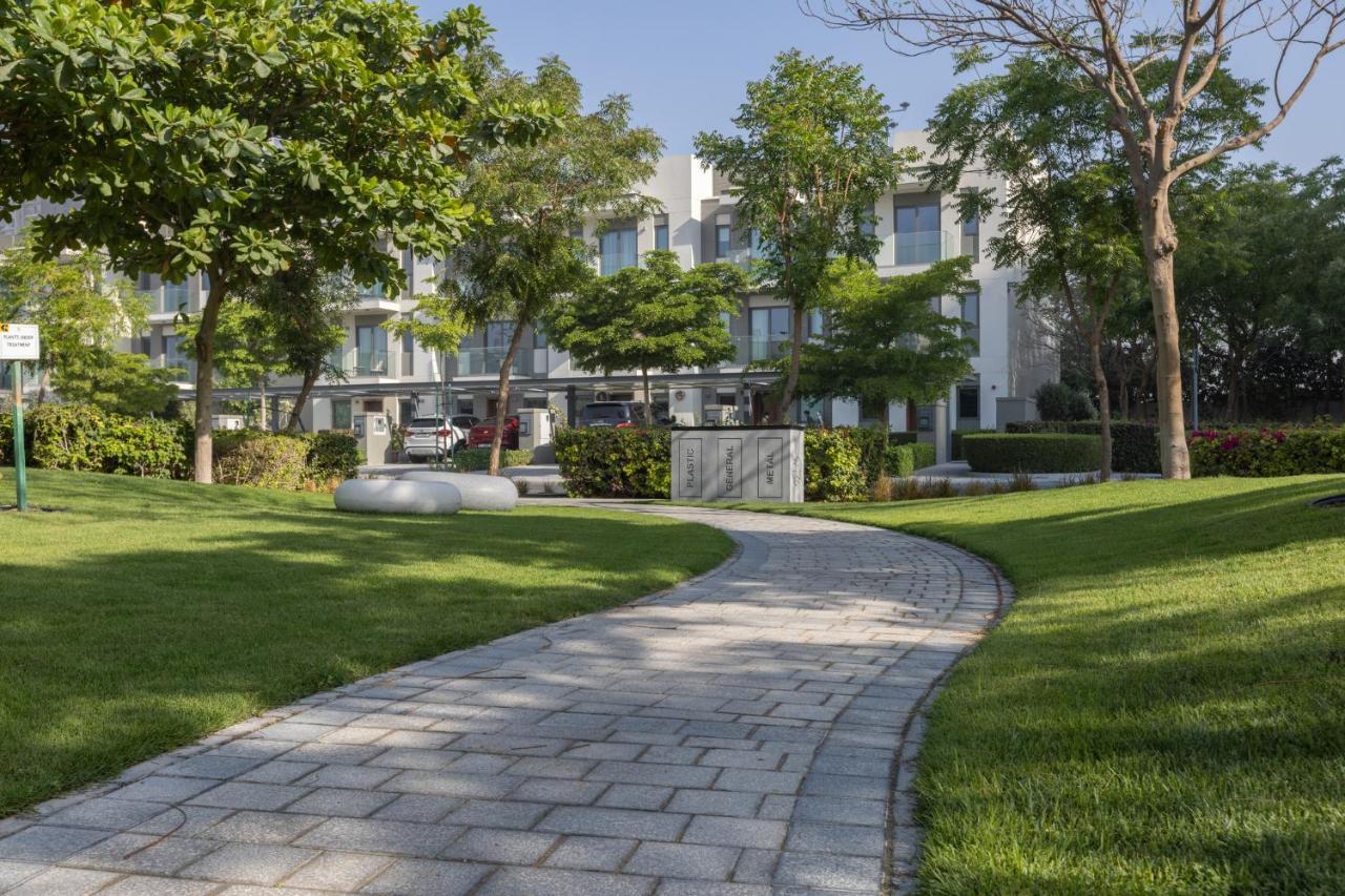 Stay By Latinem Luxury 1Br Holiday Home Cv A207 Near Burj Khalifa ドバイ エクステリア 写真
